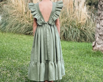 Robe en lin vert sauge avec noeud, robe de demoiselle d'honneur bohème pour tout-petit, robe de demoiselle d'honneur bohème, robe de premier anniversaire bohème, robe en lin pour fille