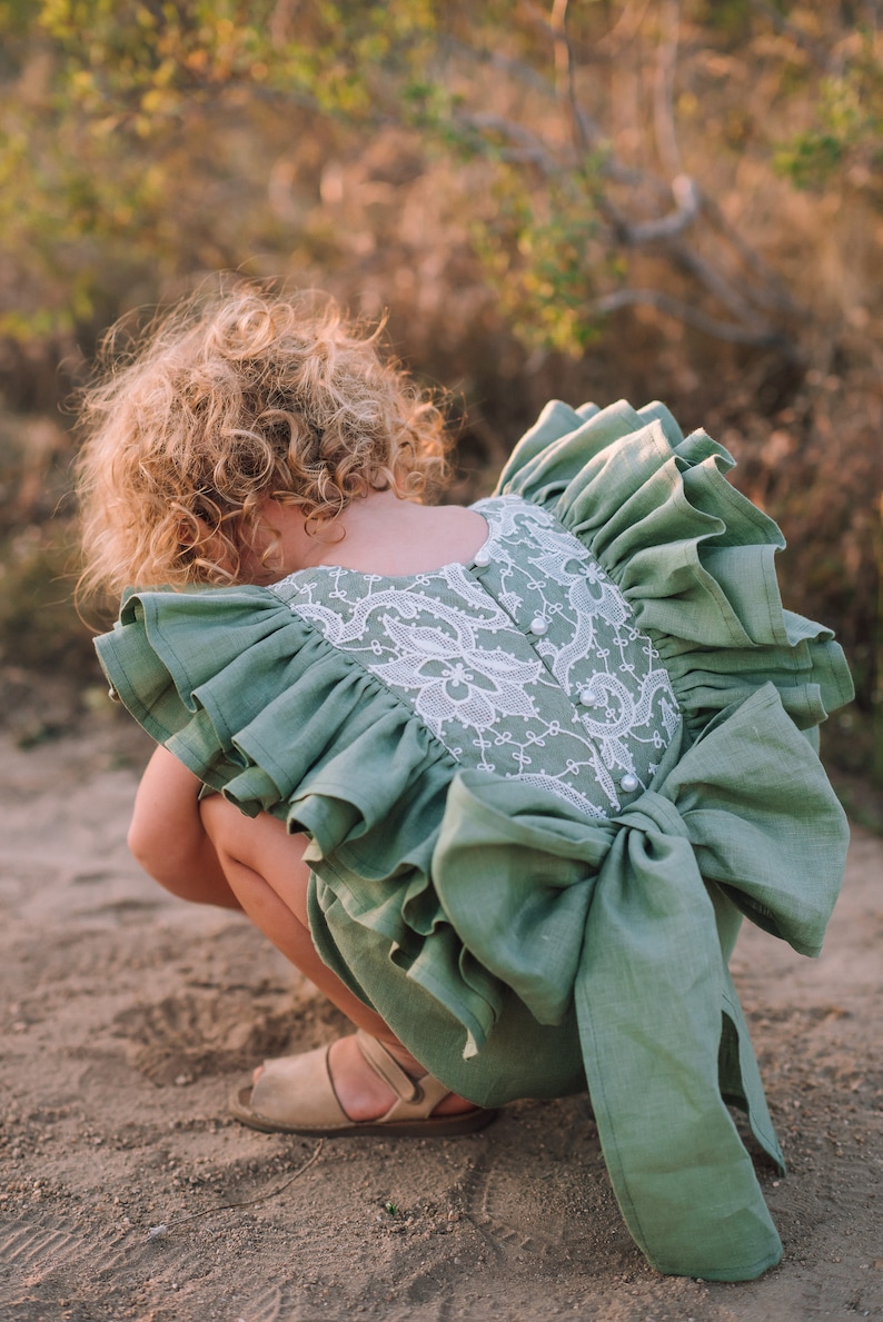 Combi-short de baptême ou de baptême en lin blanc, tenue bohème premier anniversaire pour bébé fille image 4