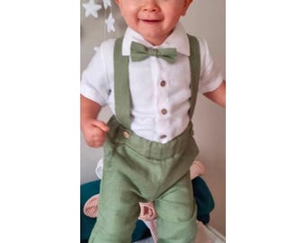 Jungen Salbeigrün Leinenanzug Set bestehend aus Hemd & Hose mit Hosenträgern