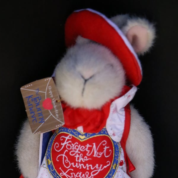 Hoppy Vanderhare Adorable Valentine Plush Bunny Muffy Vanderbear