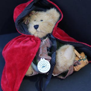 Boyds Bears Bailey &quot;Little Red Riding Hood&quot;, Vintage