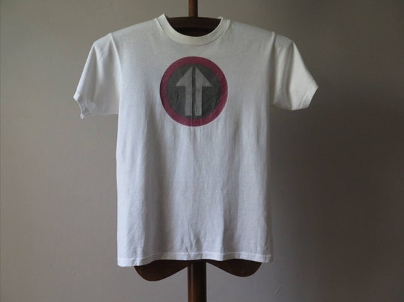 Vintage Anna Sui T Shirt  90s logo Anna Sui T Shi… - image 8