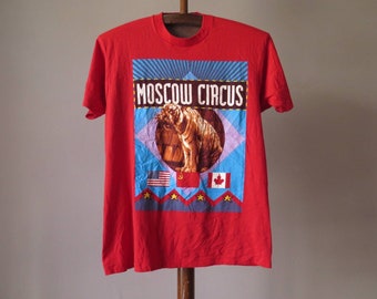 Vintage Moscow Circus T Shirt 1998 Circus Show T Shirt 90s Graphic Tiger T Shirt Red 50/50 Single Stitch Vintage Fashion