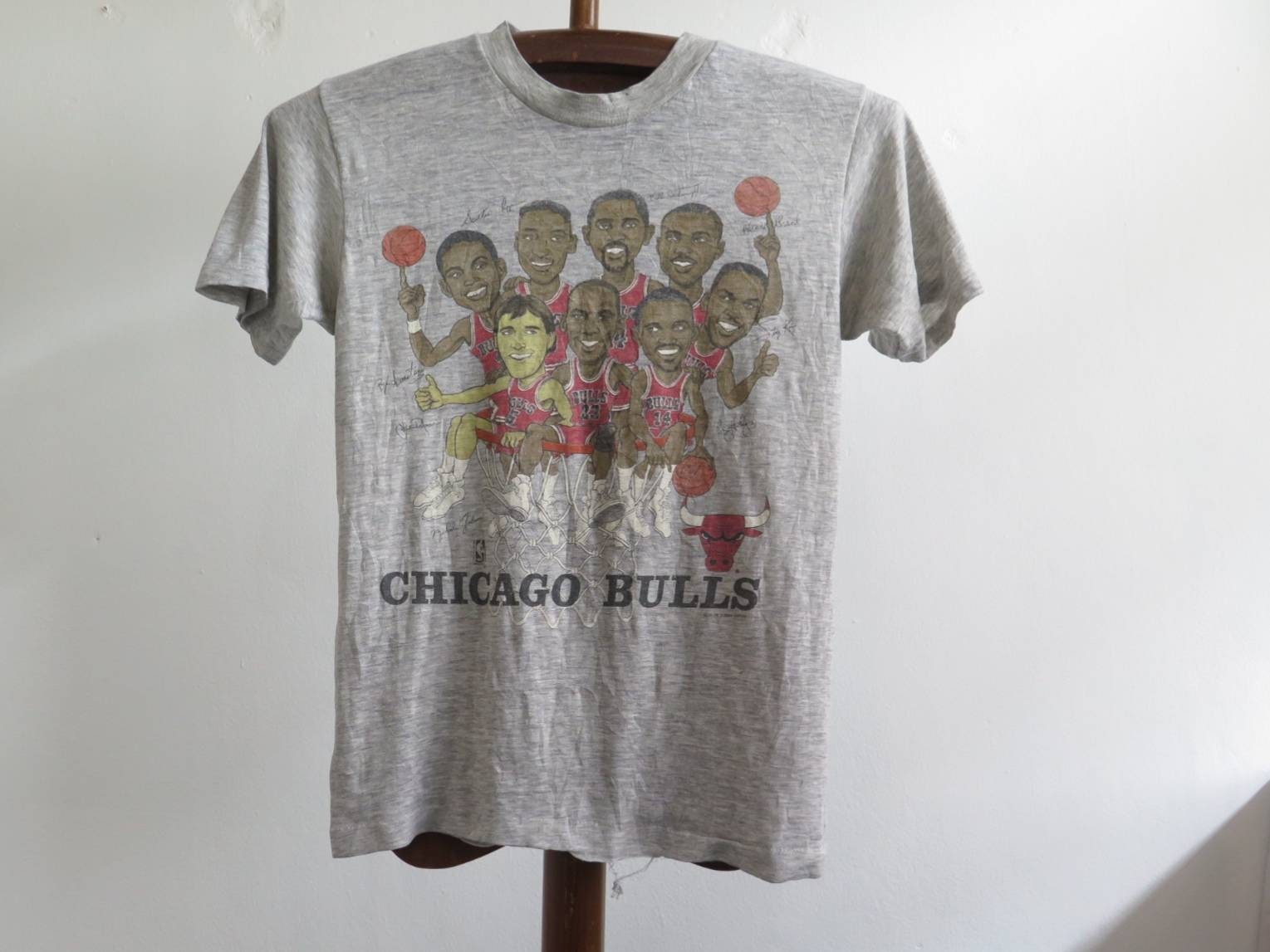 Vintage Chicago Bulls T Shirt NBA Caricature Tee Chicago Bulls 