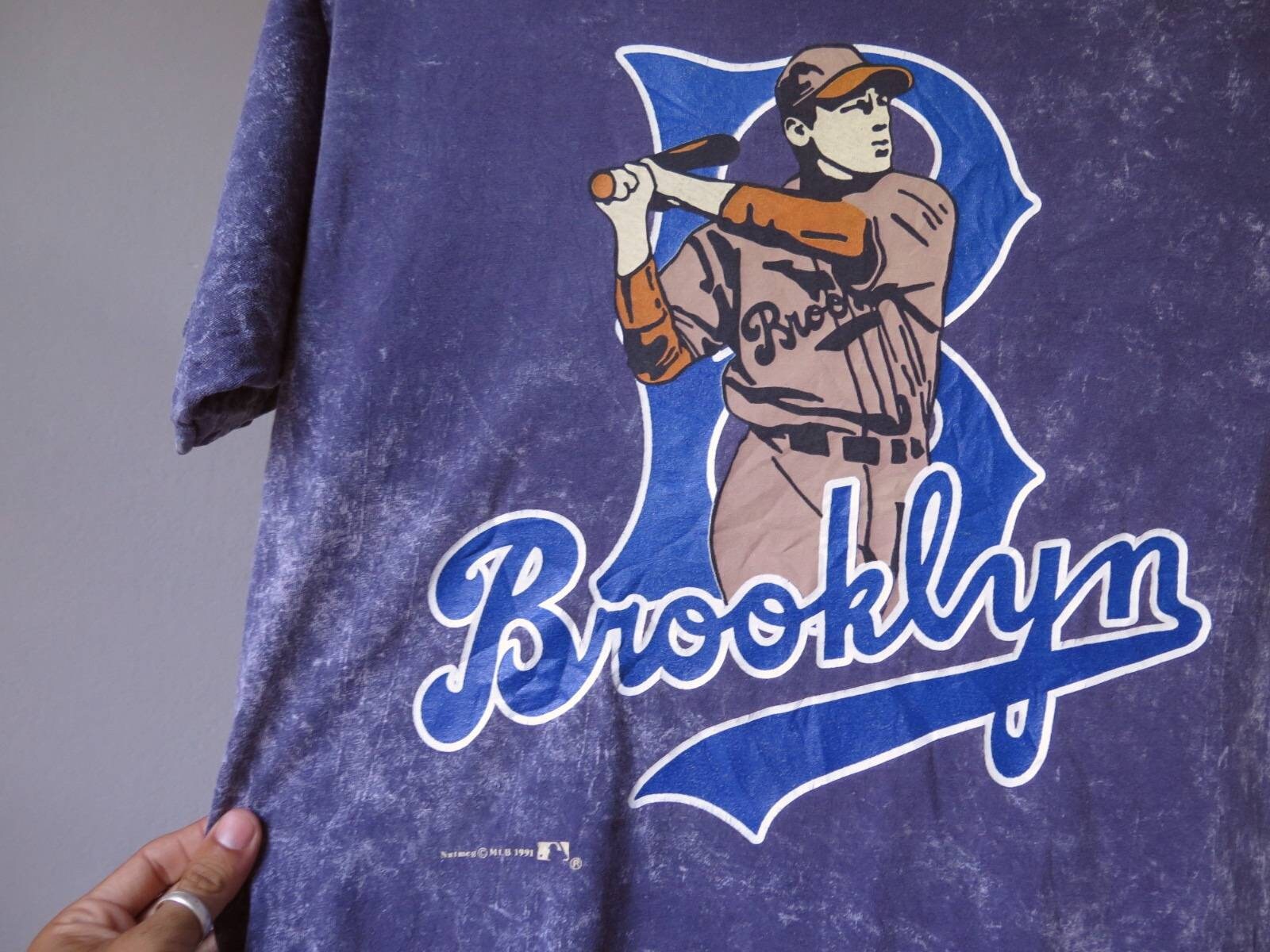 white graphic oversized t shirt