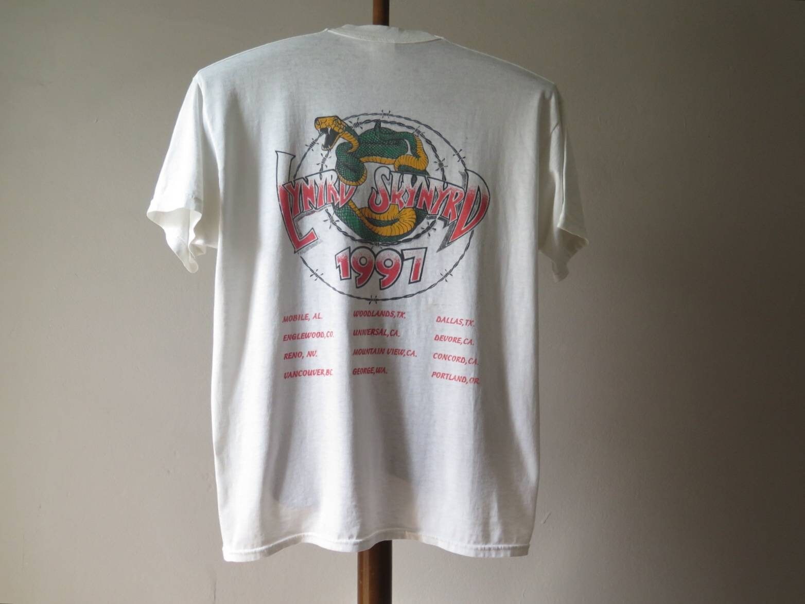 Vintage Lynyrd Skynyrd T Shirt Liynyrd Skynyrd 1997 Tour - Etsy