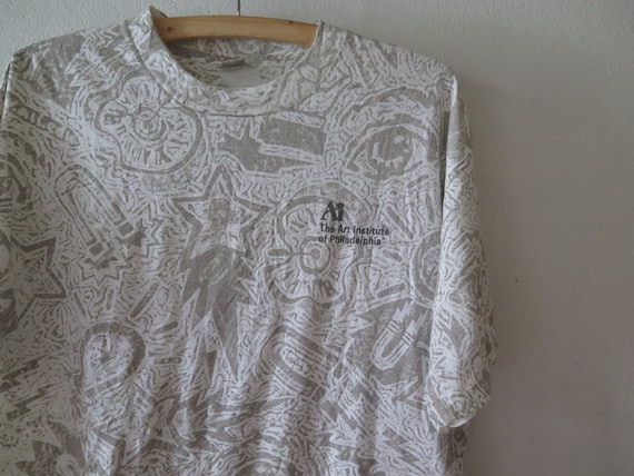 vintage the art institute tshirt 90s overprint tsh