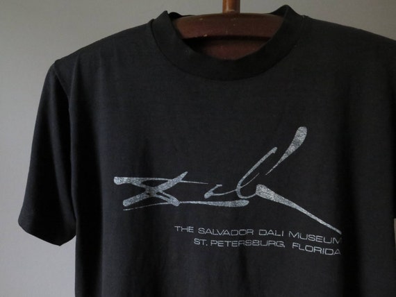 vintage salvador dali tshirt 80s salvador dali shi