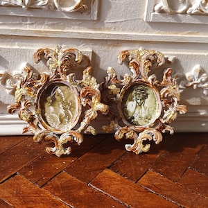 Miniature Baroque Portrait Frames, 1:12 Scale Antique Gold Wall Art, Roccoco Style Dollhouse Décor, Ornate Vintage Mini Frames Set