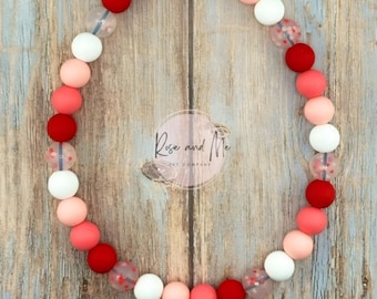 Personalized Beaded Dog Necklace: Valentines Day Fashion Collar