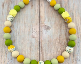 Personalized Beaded Dog Necklace, Puppy Gift, Custom beaded necklace, Bubble Gum, Dog Fashion Necklace, Beaded Dog Collar