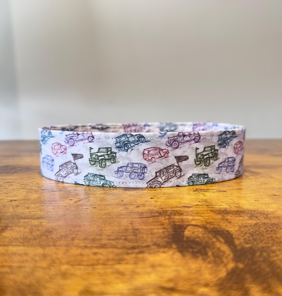 4x4 Off Road Trucks Dog Collar: Adjustable Fabric Collar