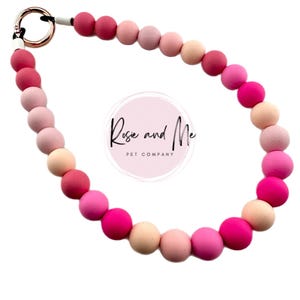 Beaded Dog Necklace, Pretty in pink, Custom beaded necklace, Bubble Gum Dog Necklace, Dog Fashion Necklace, Beaded Dog Collar
