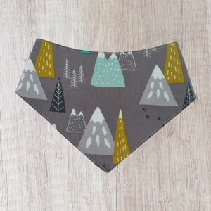 Mountains pet Bandana with snap closure