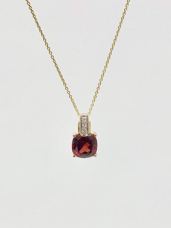 Garnet and diamond best sale necklace