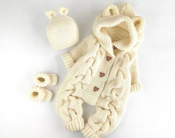 Bear Baby romper and booties set Baby girl boy knitted jumpsuit Newborn baby winter clothes Newborn set New mommy gift set Take home outfit