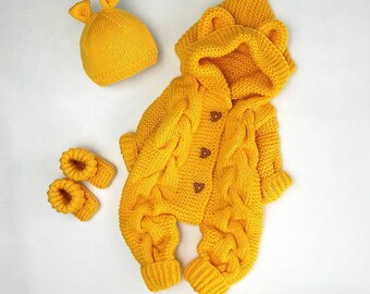 Orsetto Set pagliaccetto e stivaletti per neonato Tuta lavorata a maglia per neonato Abbigliamento invernale per neonato Set neonato Set regalo per la nuova mamma Completo da portare a casa