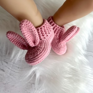 Gestrickte Babysocken Socken mit Sportmotiven Babysocken mit Weihnachtsmotiven Babysocken mit Ostermotiven Babysocken mit Halloween