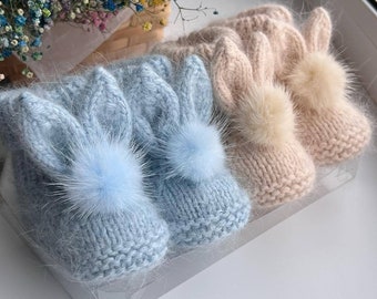 Lapin tricoté chaussons bébé chaussures nouveau-né chaussettes cadeau de shower de bébé pour bébé faire-part de grossesse prêt à expédier le sexe de bébé révéler