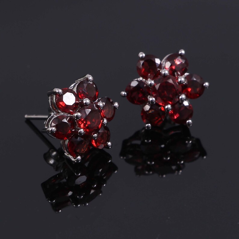 Flower Garnet Earrings-Garnet Stud Earrings-Dainty Sterling Silver-Minimalist Boho Statement Earrings-Tiny Bridesmaid Earrings-Gift for Her