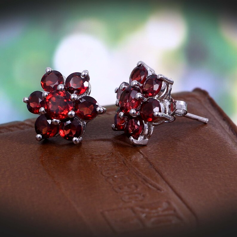 Flower Garnet Earrings-Garnet Stud Earrings-Dainty Sterling Silver-Minimalist Boho Statement Earrings-Tiny Bridesmaid Earrings-Gift for Her