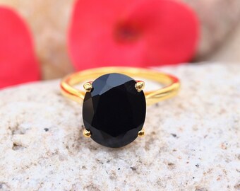Natural Black Onyx Ring, Delicate Statement Ring, Dainty Solitaire Ring, 18k Gold Plated Silver, Handmade Stacking Ring, Anniversary Gift