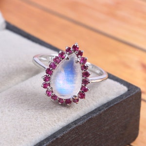 Anillo de rubí con piedra lunar, anillo con halo de pera, anillo llamativo, anillo art déco delicado, plata de ley 925, anillo delicado de racimo, anillo de promesa para mujer