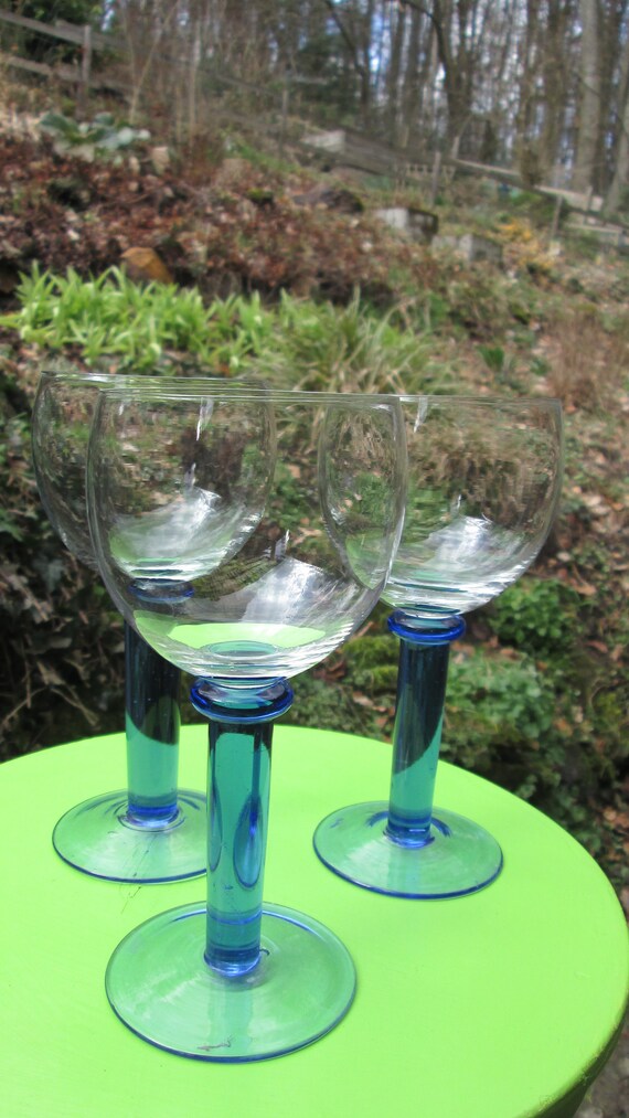 3 wine glasses blue foot vintage