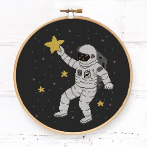 宇宙飛行士のクロスステッチパターン PDF
