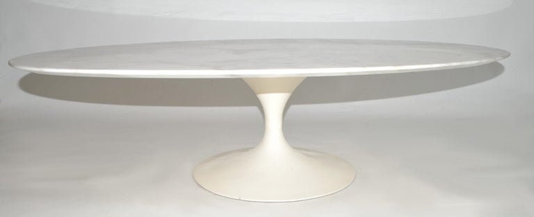 MESA DE CAFÉ KNOLL Oval SAARINEN 1964 - Modelo de produção inicial - Assinado e datado - Eames de meados do século 50 e 60 Moderno