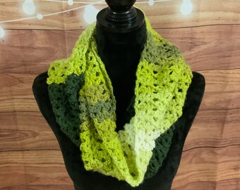 Lace Moss Green Infinity Scarf