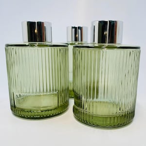 3 Pack Green Ribbed Glass Reed Diffuser Bottles – 150ml Empty Containers with Silver Lids