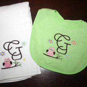 Bib & Burp Cloth - &quot;Owl Initial&quot; - Personalized Monogrammed Embroidered