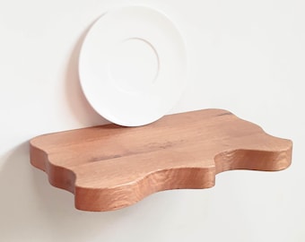 Étagère flottante en chêne avec bords ondulés - Étagère murale sculpturale en bois, décoration minimaliste moderne