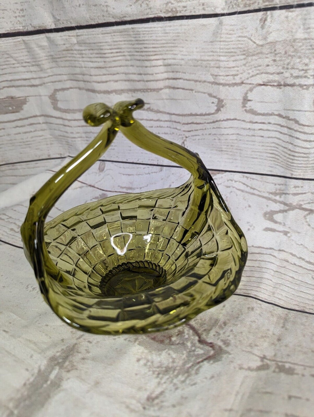 Vintage MCM Green Basket Weave Embossed Glass Basket Unique Handle 5