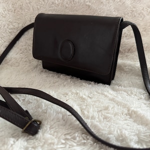 Brown leather shoulder bag