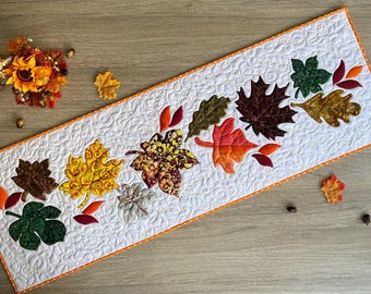 White Thanksgiving Table runner or Wall Hanging with Leaves – Quilted Autumn Table Runner, Pumpkins and Acorns, 46&quot;x16&quot;