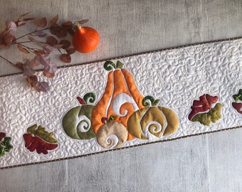 Quilted Thanksgiving table runner, Pumpkins bed topper, Leaves quilt, Halloween tablecloth, Table topper, New favors, Quilted fall placemat