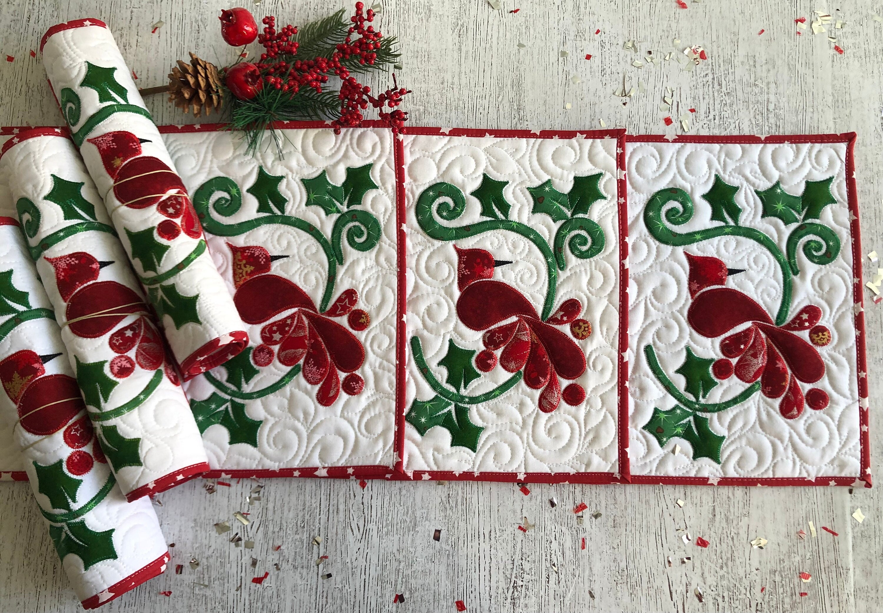 Quilted Christmas Placemats Quilted Set of 6 Red Bird Etsy