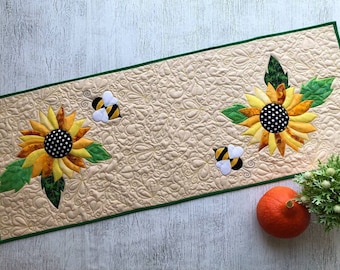 Quilted bees and sunflowers table runner, Bed topper quilted, Thanksgiving Day mat, Easter tablecloth, Summer handmade quilt, Autumn runner