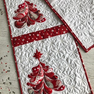 Christmas quilted long table runner, Christmas red tree, Xmas quilt, Santa runner, Table topper quilted, Bed runner, Winter quilted runner image 4