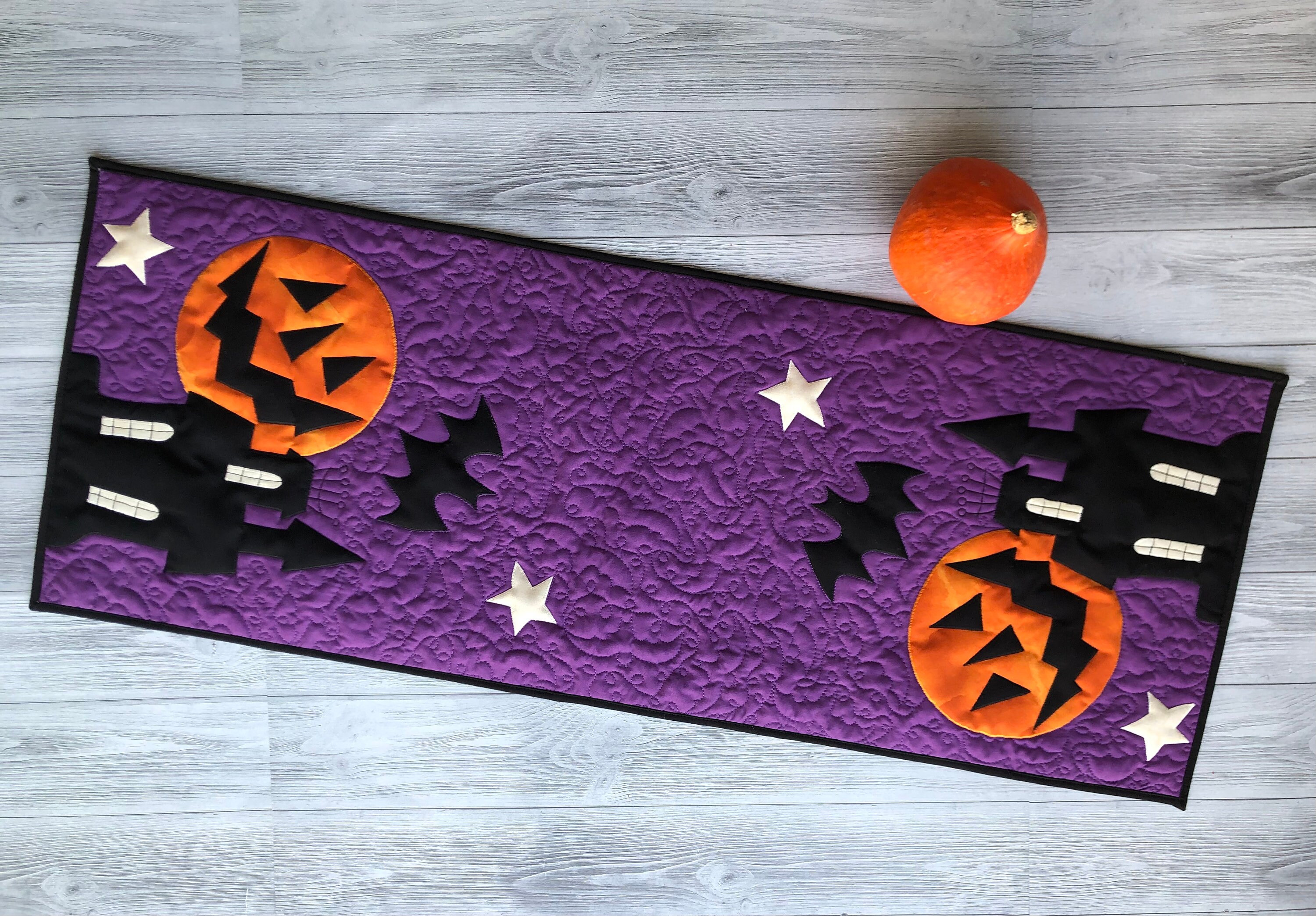 Quilted Halloween Table Runner Table Topper With Bats Etsy