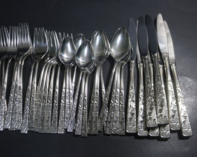 Abstract Navajo Flatware Set | 40 Pieces 8 Place Settings ...