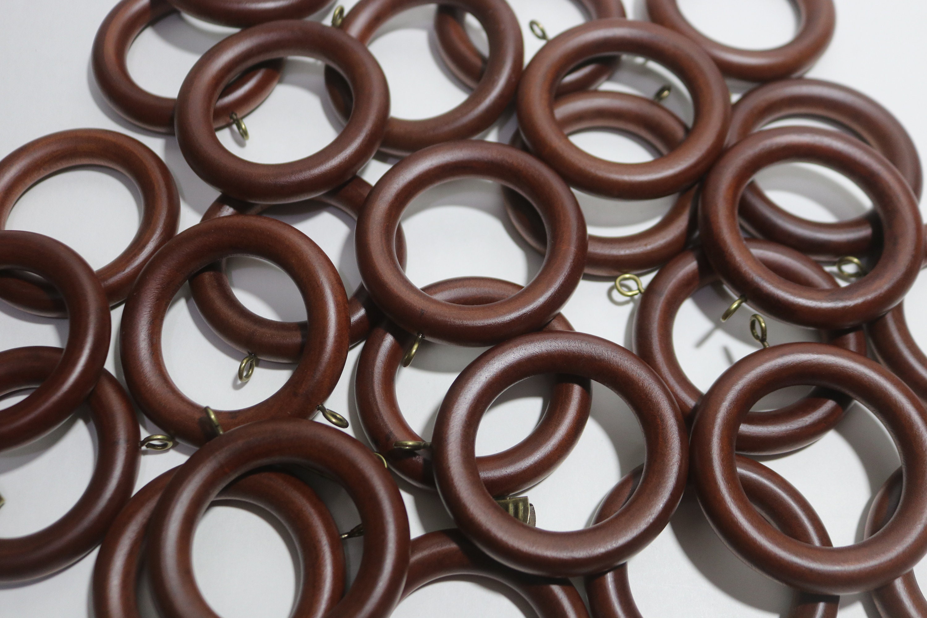 27 Vintage Vorhangringe aus Kunstholz mit Metallhaken 2 | Etsy