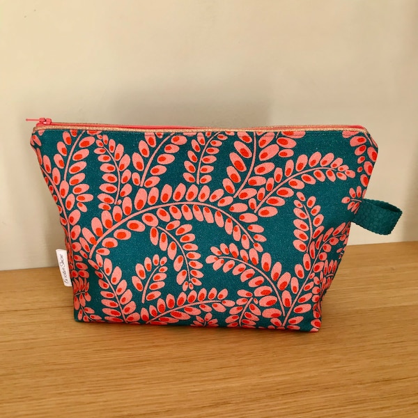 trousse de toilette zippée « blush »