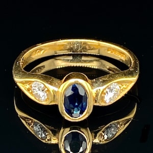 18ct Gold Sapphire and Diamond Ring
