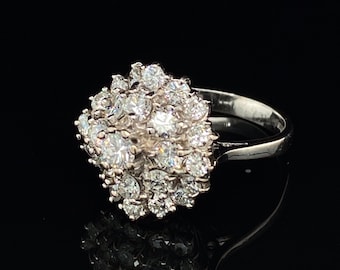 18ct white gold diamond cluster ring 1.75ct