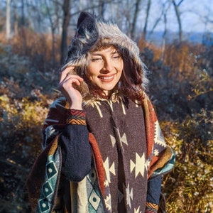 Alpaca Poncho Granite Grey Geometrical Pattern - Native Design - Tribal Hooded  - Boho Faux Fur Hood