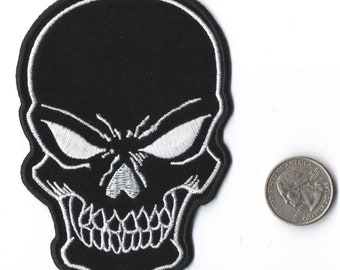Grinning Black Skull Iron On Sew On Embroidered Patch 3 "x 4 2.5 "