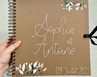 Livre d'or kraft, feuilles kraft, personnalisé prénoms, mariage, blanc, fleurs, floral, vert